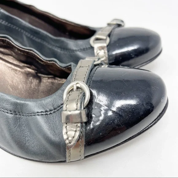 AGL Attilio Giusti Leombruni EU 39 US 9 Black Leather Cap Toe Pumps - Picture 9 of 12